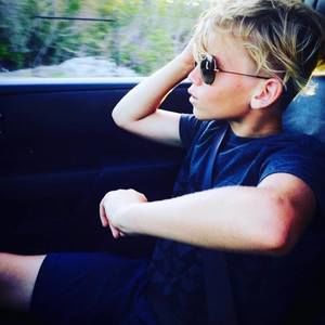 Meet your Posher, Finn